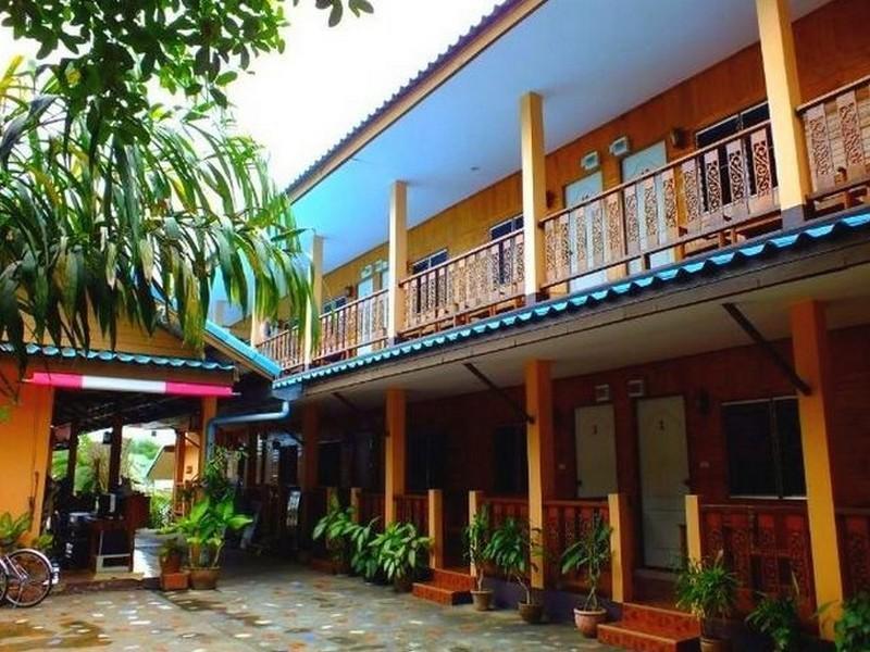 Tamarind Guesthouse Kanchanaburi Ngoại thất bức ảnh