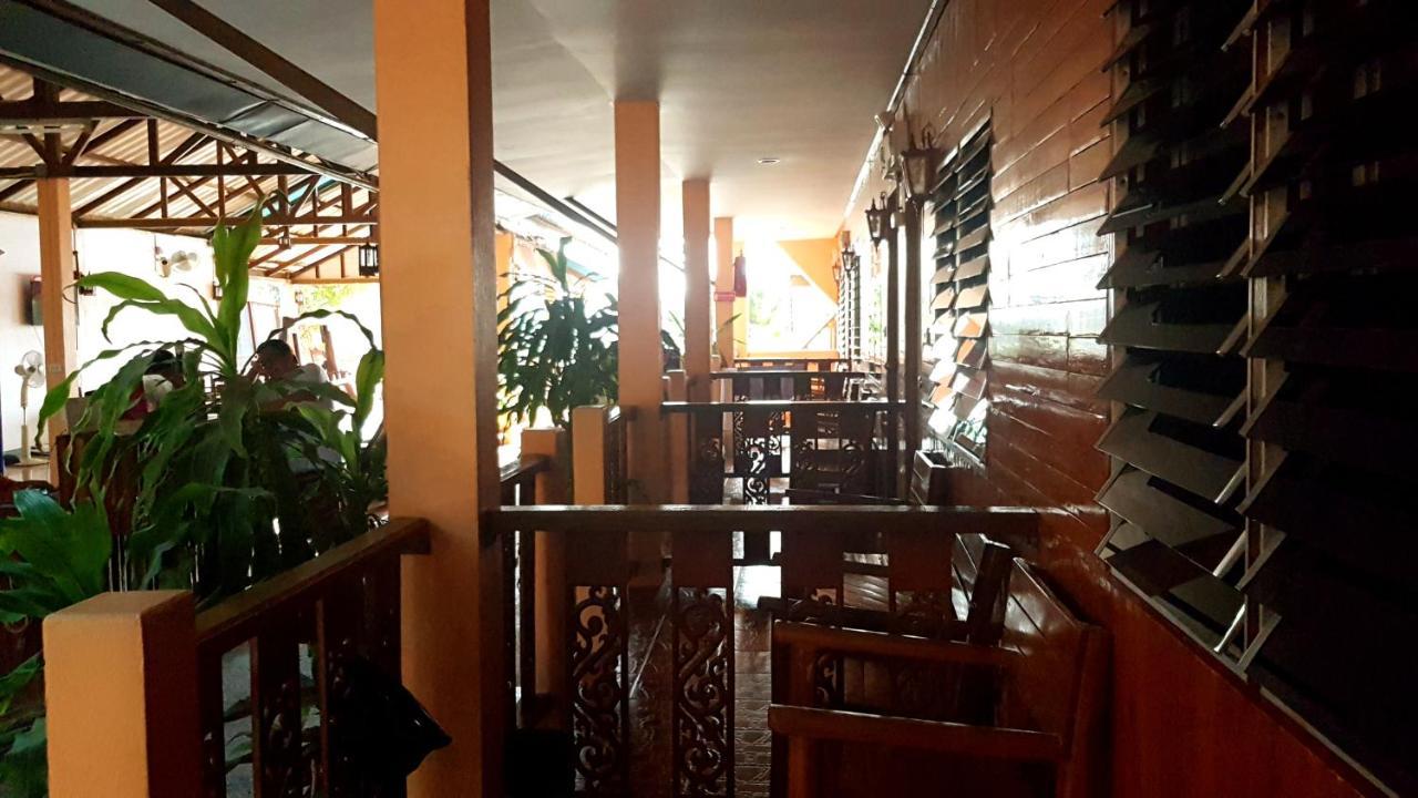 Tamarind Guesthouse Kanchanaburi Ngoại thất bức ảnh